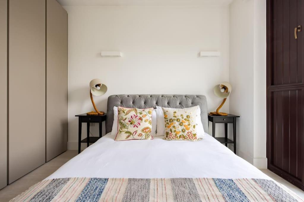 Ferienhaus Modern 3 Bedroom Townhouse By Wild Roses London