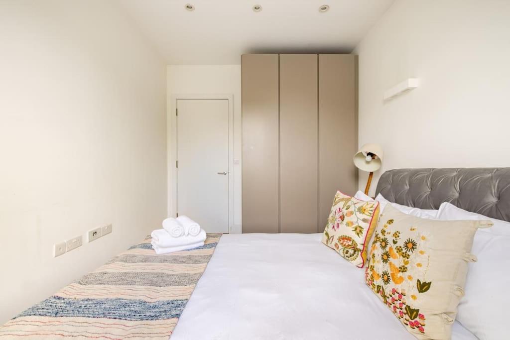 Ferienhaus Modern 3 Bedroom Townhouse By Wild Roses